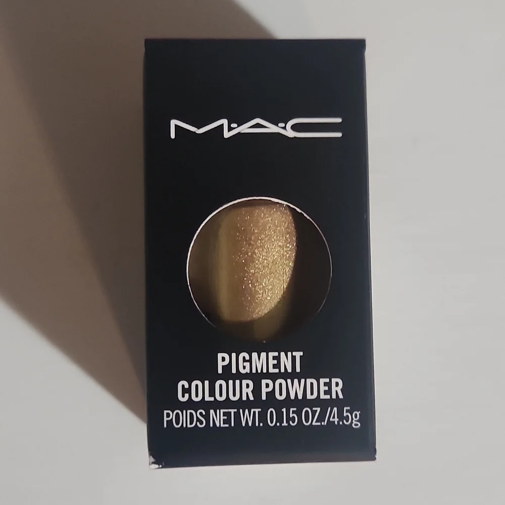 MAC Old Gold Pigment